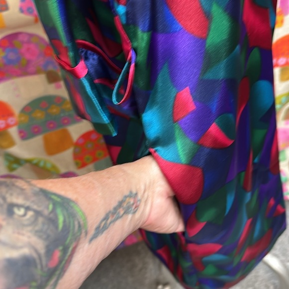 Cacique Silky Feel Bathrobe. M/L - Picture 5 of 13